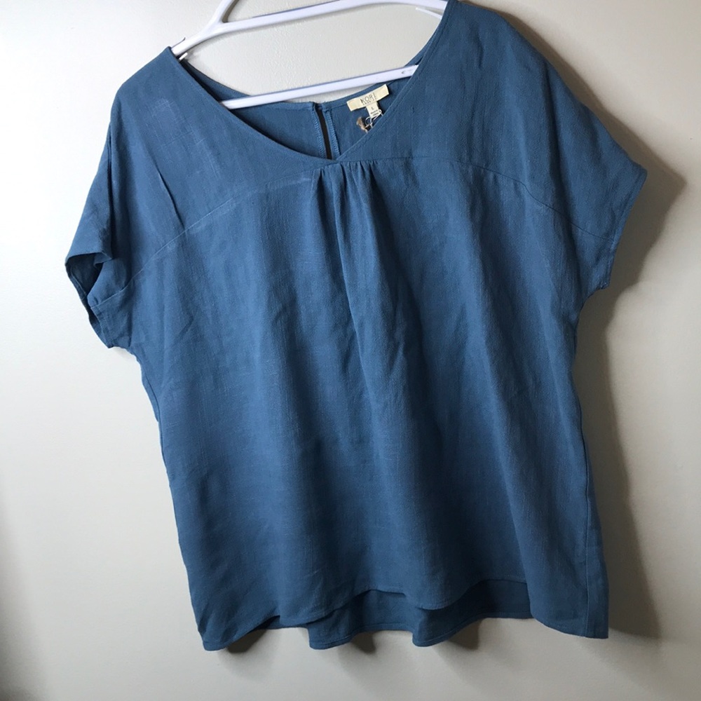 Beautiful Blue Blouse NWT